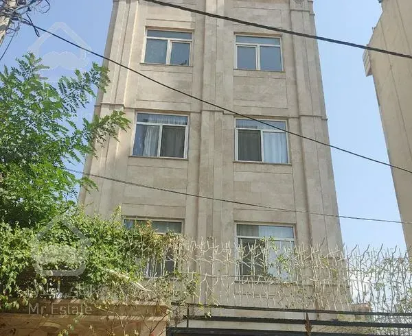 ۶۲ متر دو خوابه چهار طبقه تک واحدی