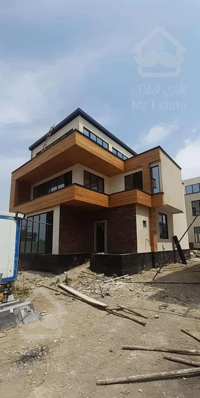 فروش ویلا استخر دار شهرکی نزدیک به ساحل در رامسر