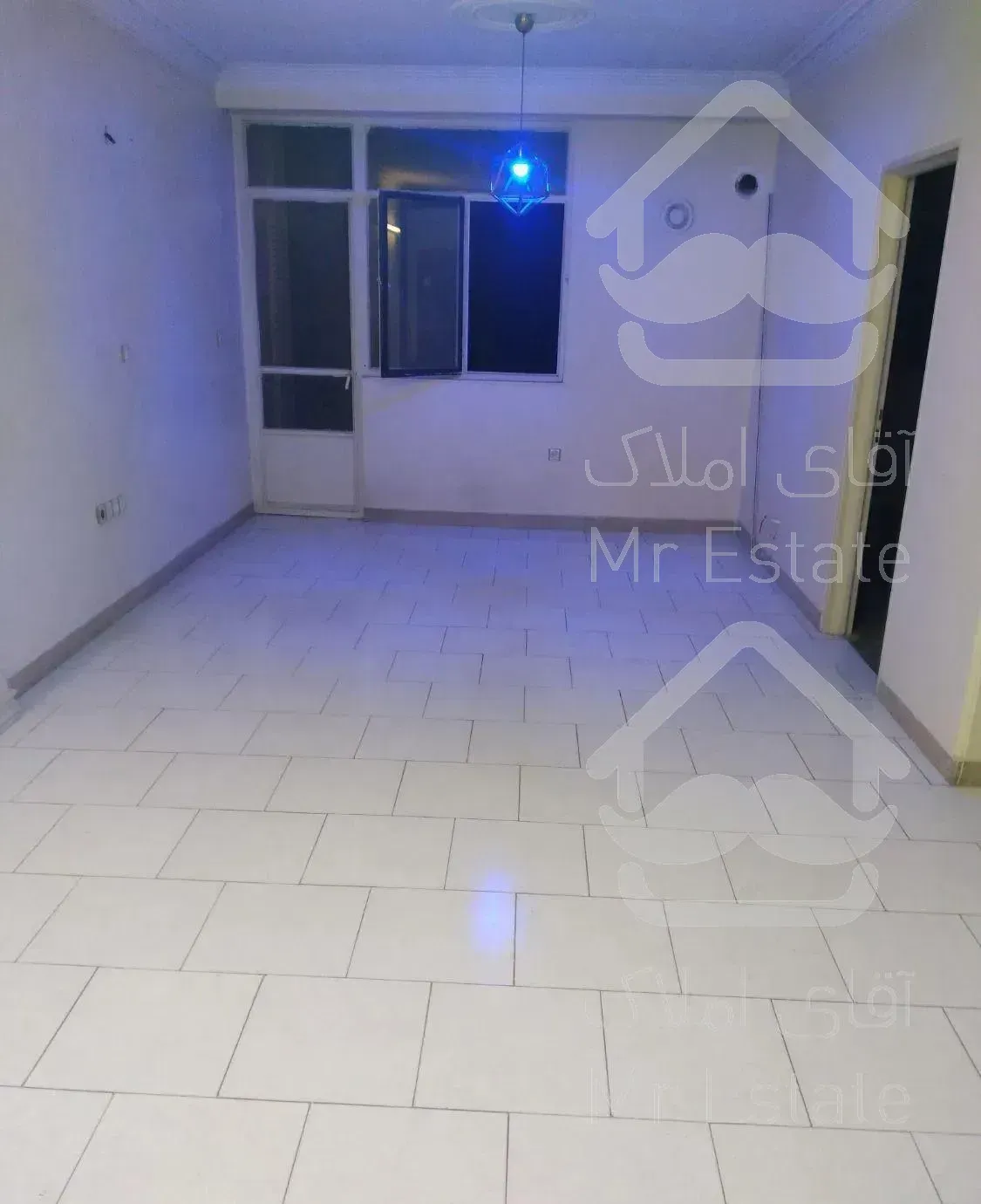 ساختمان جنوبی ط ۳ متراژ ۶۸ یک خوابه