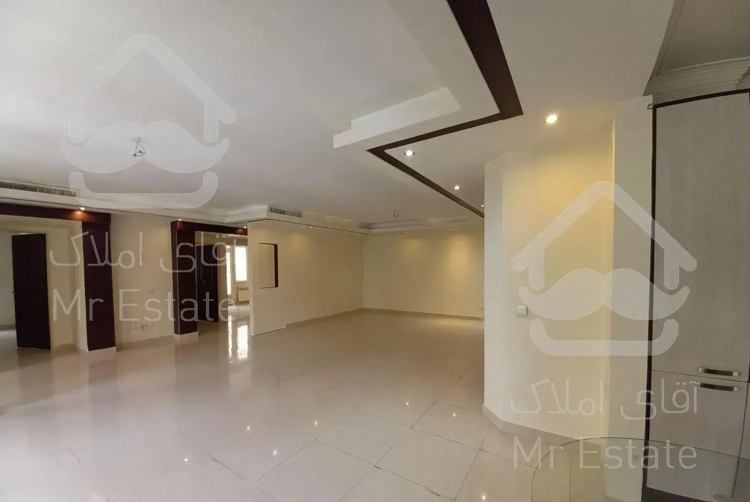 رهن و اجاره آپارتمان تکواحدی 141 متر کامرانیه