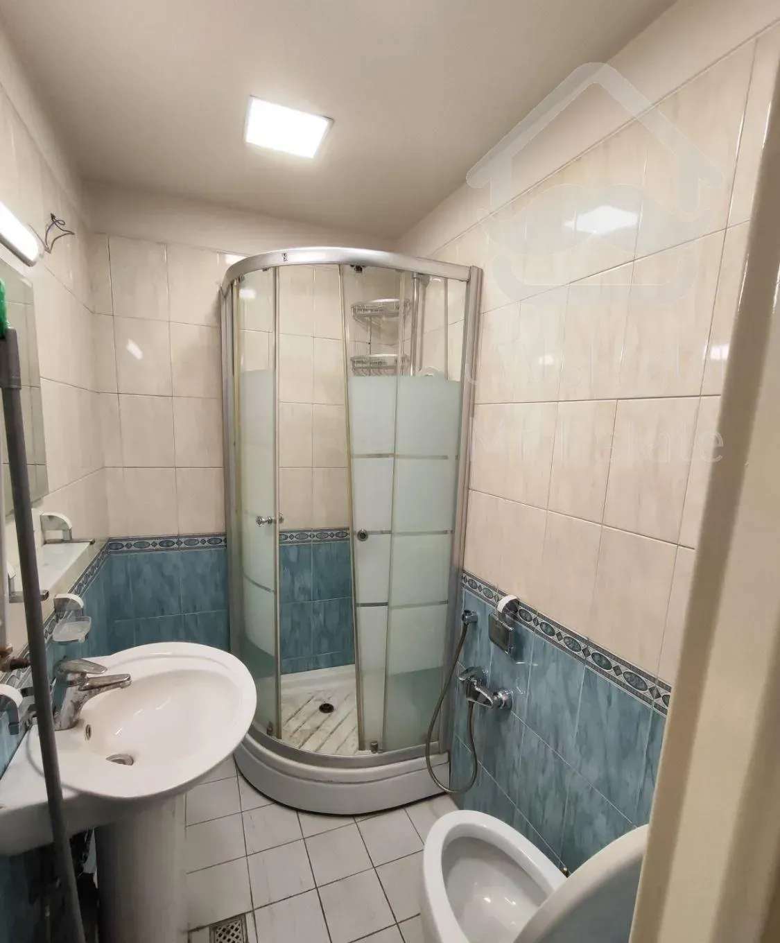 ۸۳ متری ۲ خوابه در دزاشیب ، موقعیت اداری