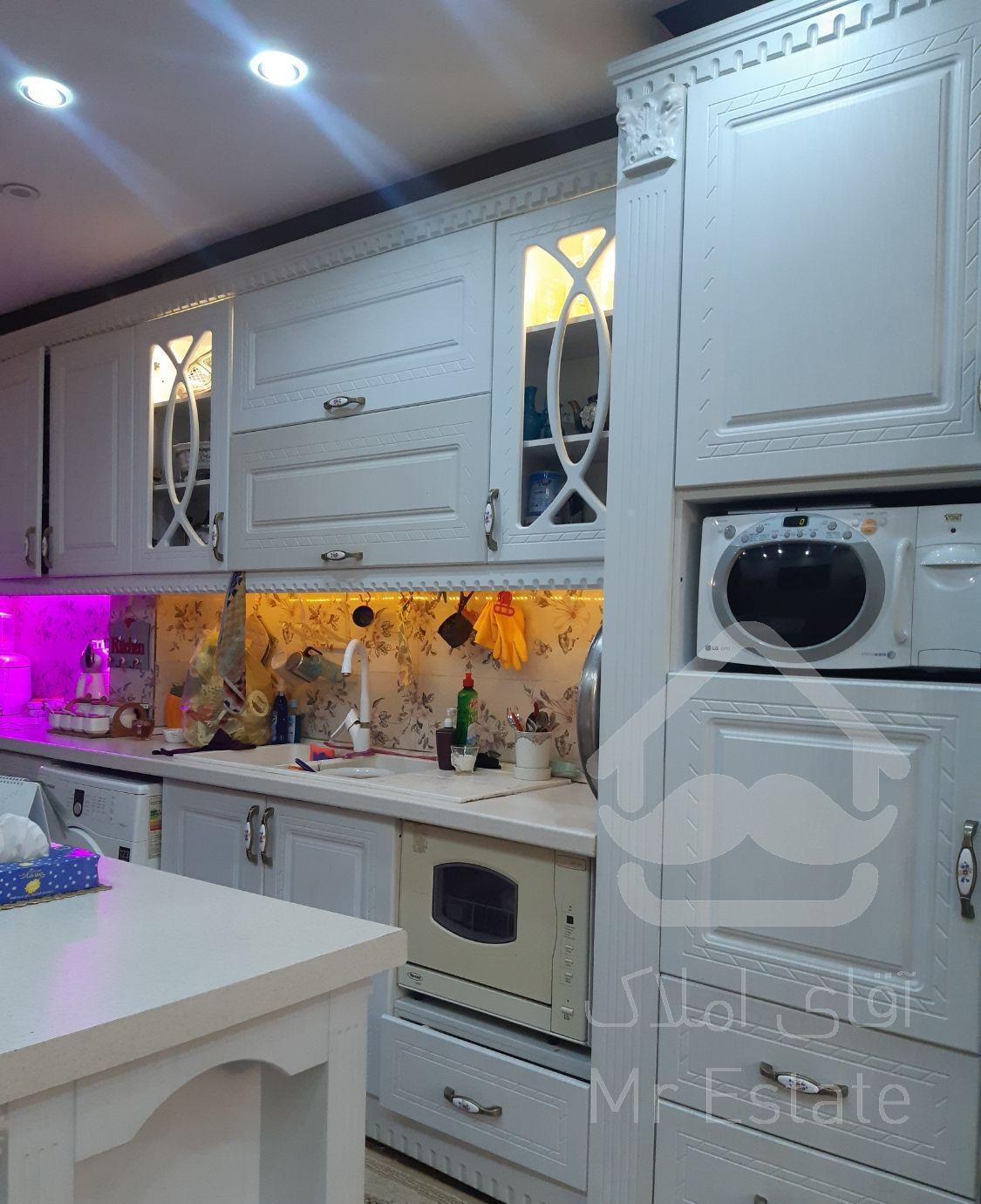 فروش آپارتمان ۱۰۰ متری پارکینگ اختصاصی گلشهر کرج