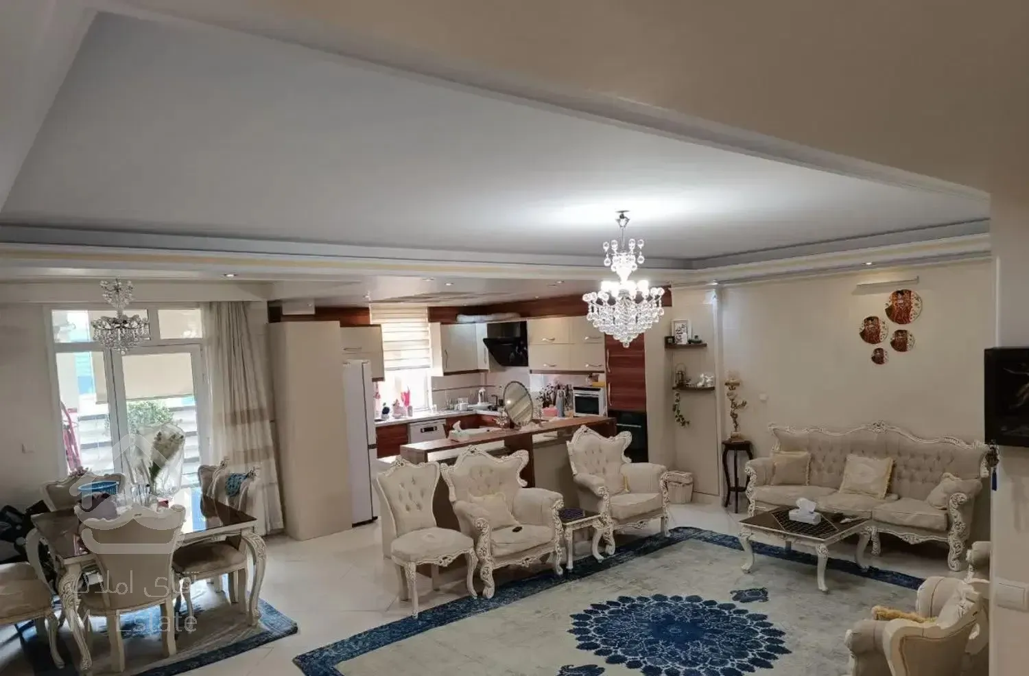 آپارتمان ۶۶ متر/ دو خواب/ غرق نور