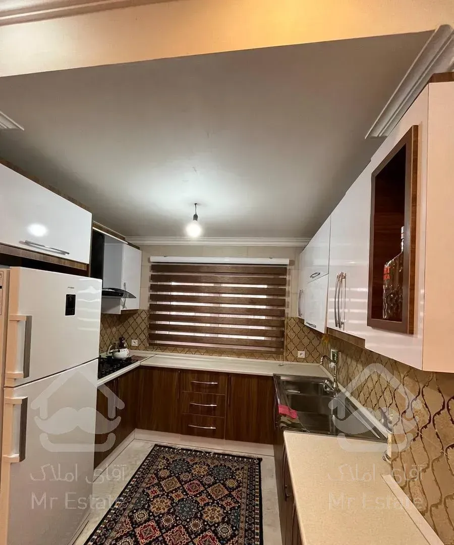 ویلا ۲۰۰ متر استخرو جکوزی دار بدون واسطه