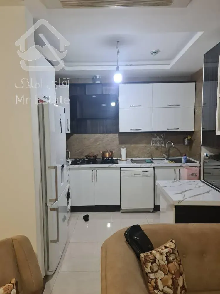 ۱۱۰ متر دریاچه چیتگر منطقه۲۲ شهرک راه آهن برج اسپاد