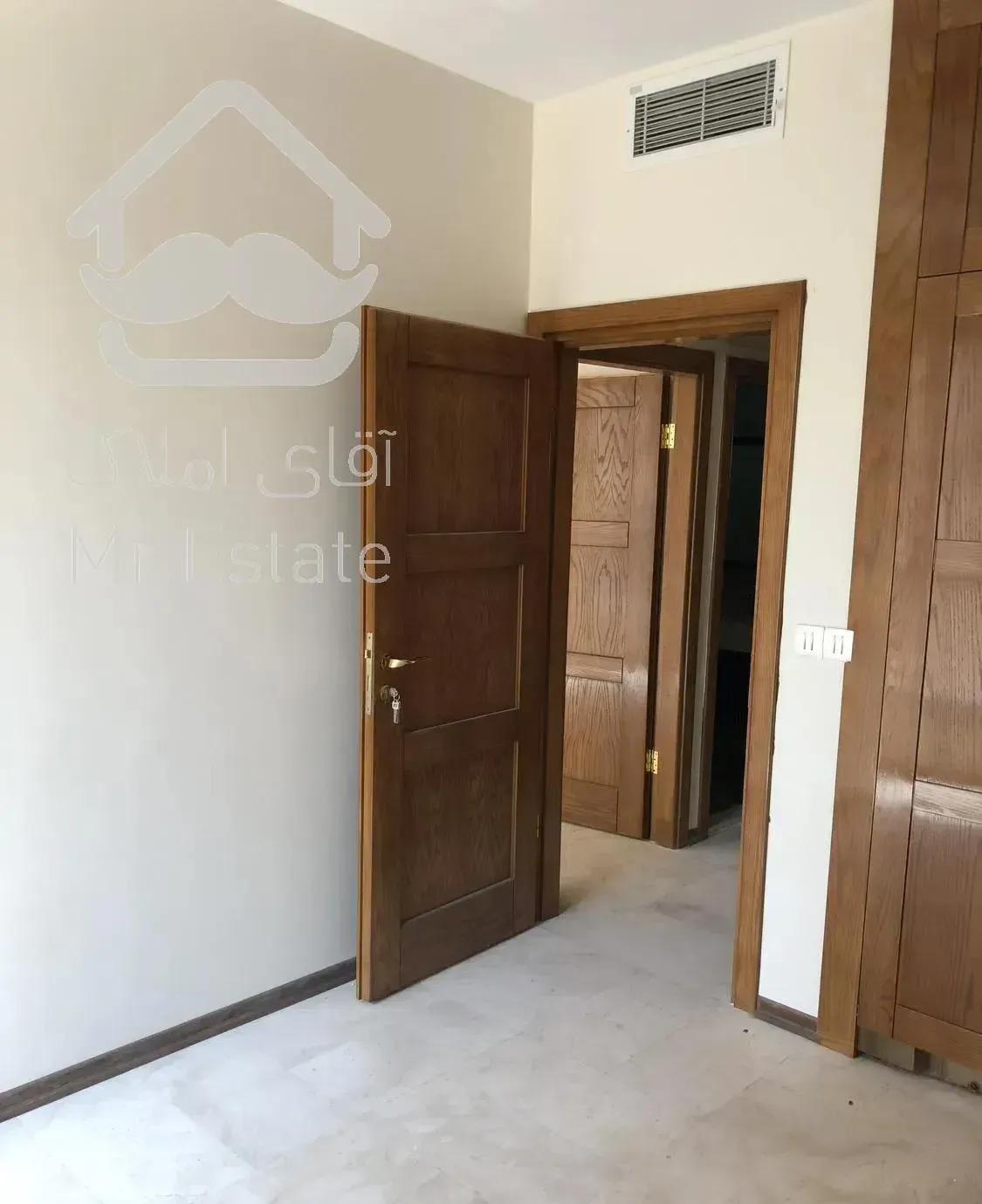 آپارتمان نوساز ۱۰۵ متری پاسداران