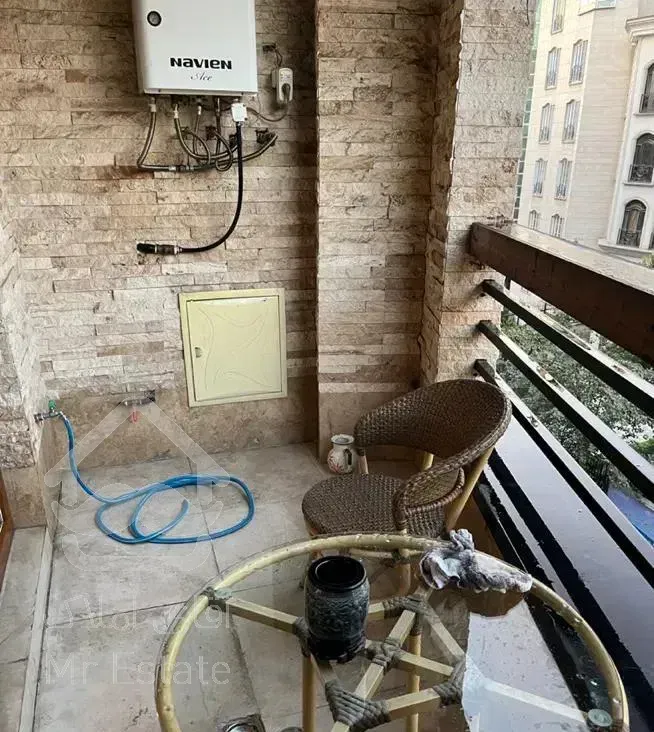 فرشته۱۳۰متر۲خوابه تراس قابل چیدمان فرعی دنج ودسترس