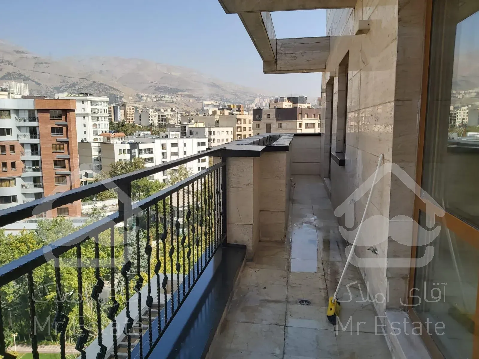 رهن و اجاره آپارتمان ۲۵۰ متری ۳ خوابه در اقدسیه