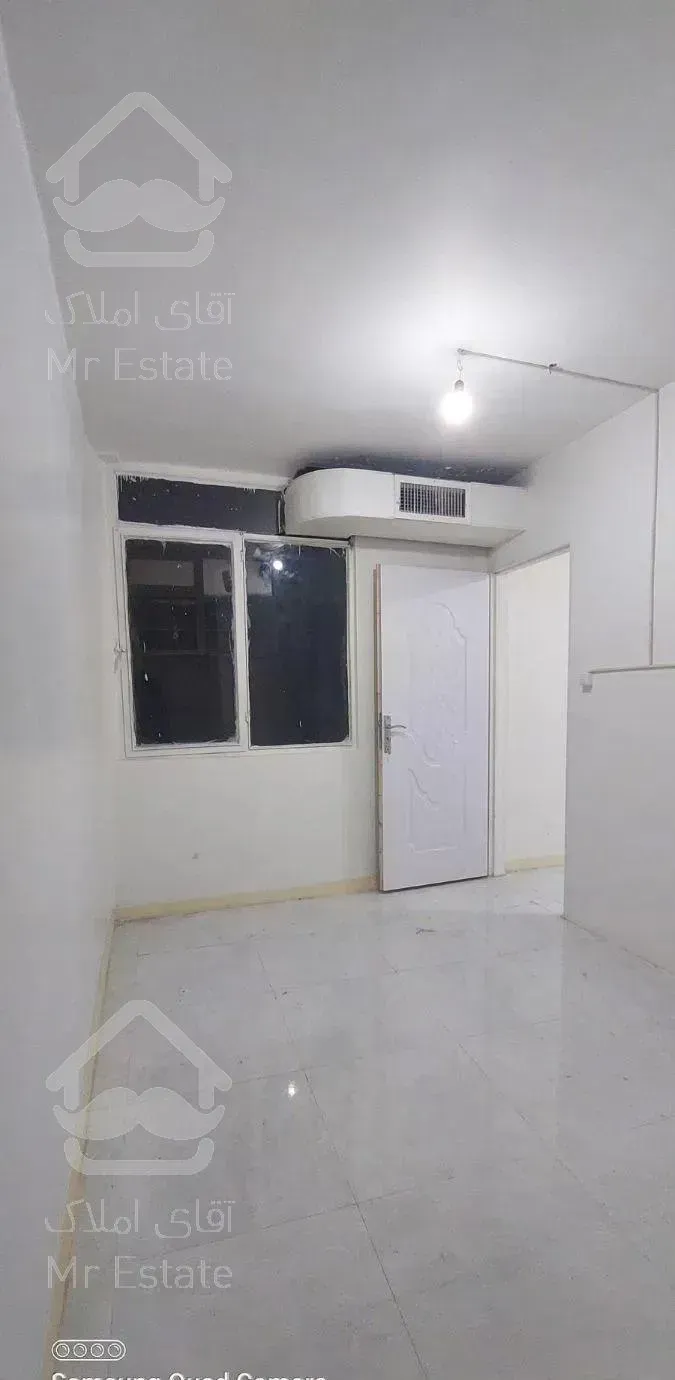 صفاشرقی/۳۸ متر/طبقه ی دوم /نور