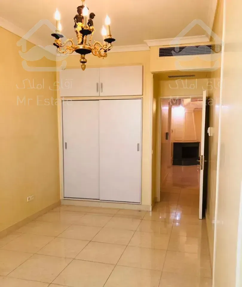 فرمانیه/ ۱۴۰متر/ ۳خواب