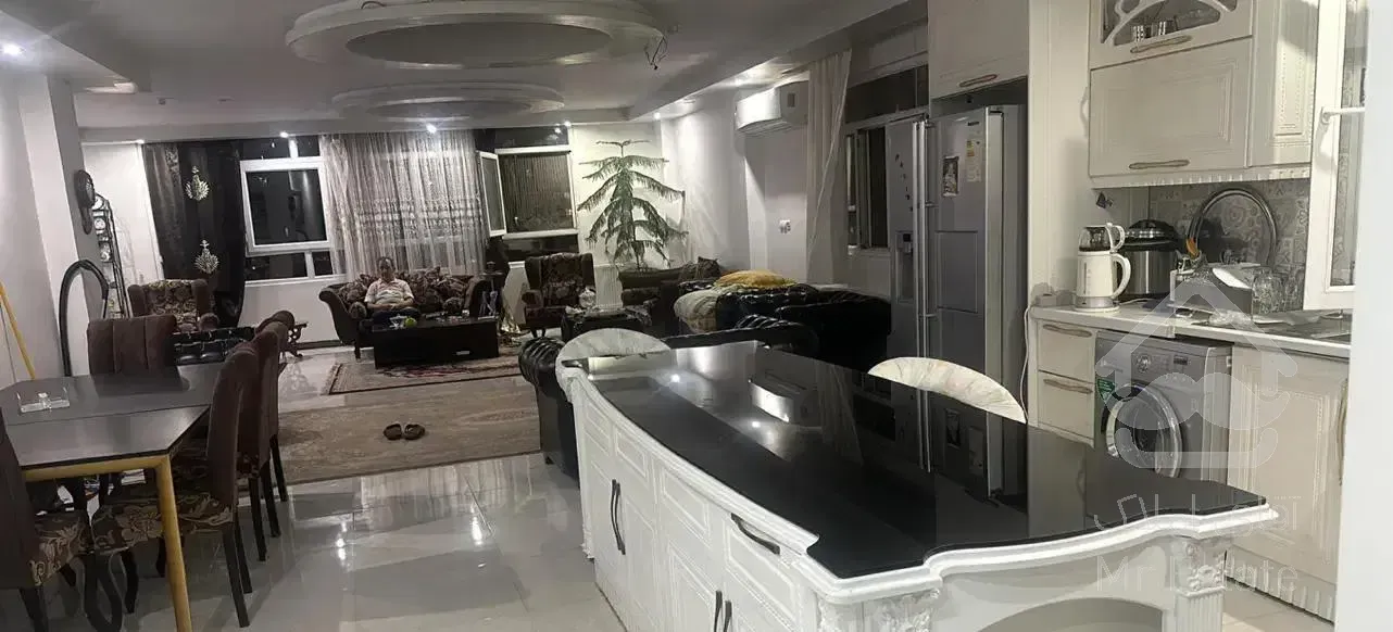 واحد ۱۸۵ متری ولنجک هشترودی طبقه۸