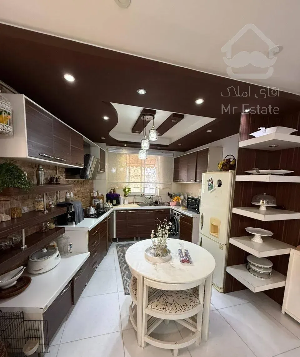 رهن  واحد  ۹۵ متری  خیابان طالقانی