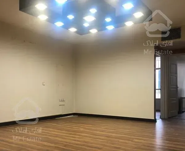 ۷۶ متر فول امکانات بازسازی شده به همراه پاسیو