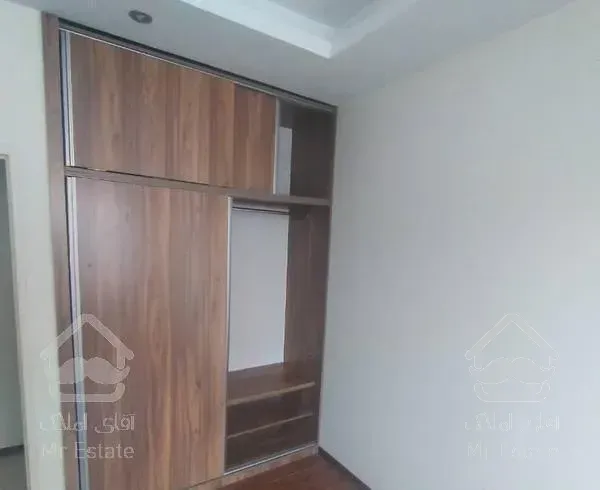 ۱۱۰ متر دو ساله/کاشانی (بهنام)/روبه آفتاب