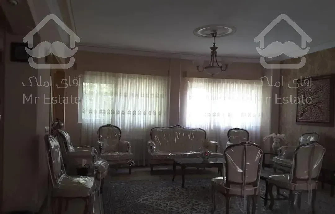 قلهک خیابان دولت ۱۲۷متر۲خوابه