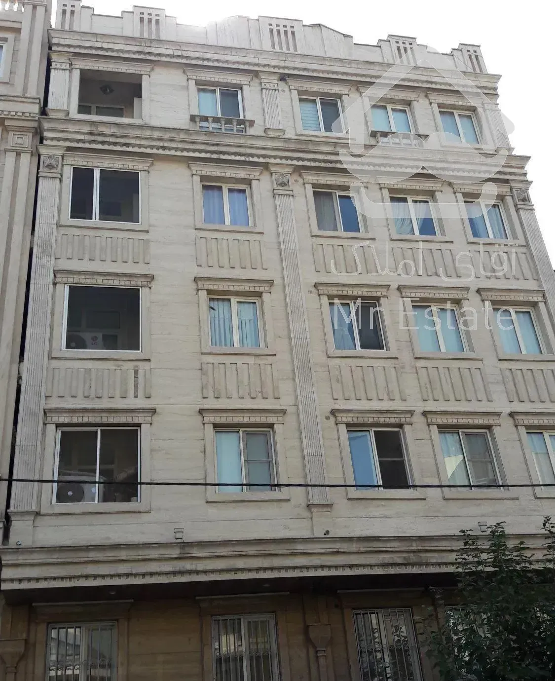 آپارتمان ۸۳ متری فول امکانات