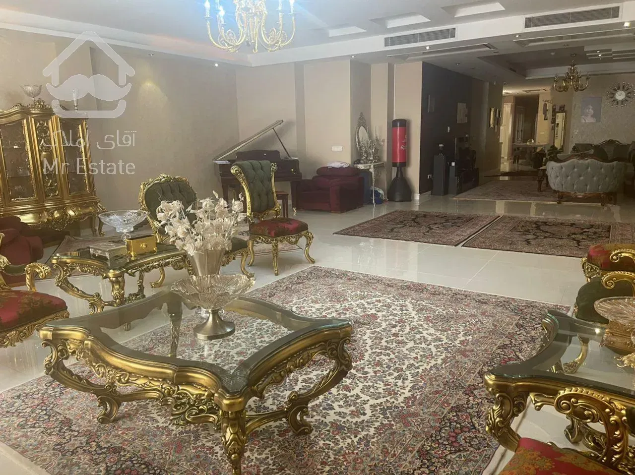 اجاره و رهن آپارتمان ولنجک 280  متر شیک