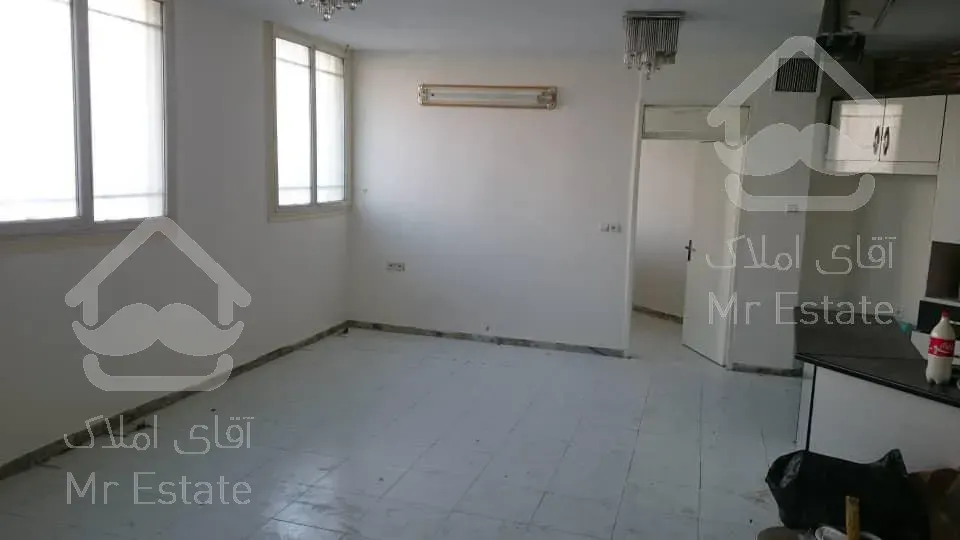 82 متری تکواحدی یک خواب کاشانی گلها