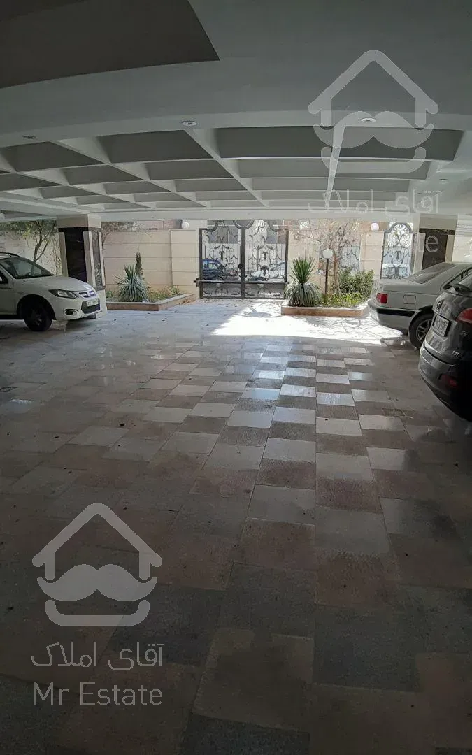 آپارتمان کلید نخورده