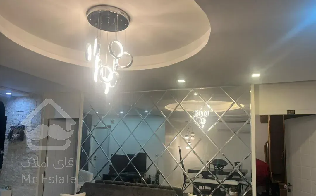 فروش آپارتمان ۸۵ متری ۲ خوابه/ در کریم خان