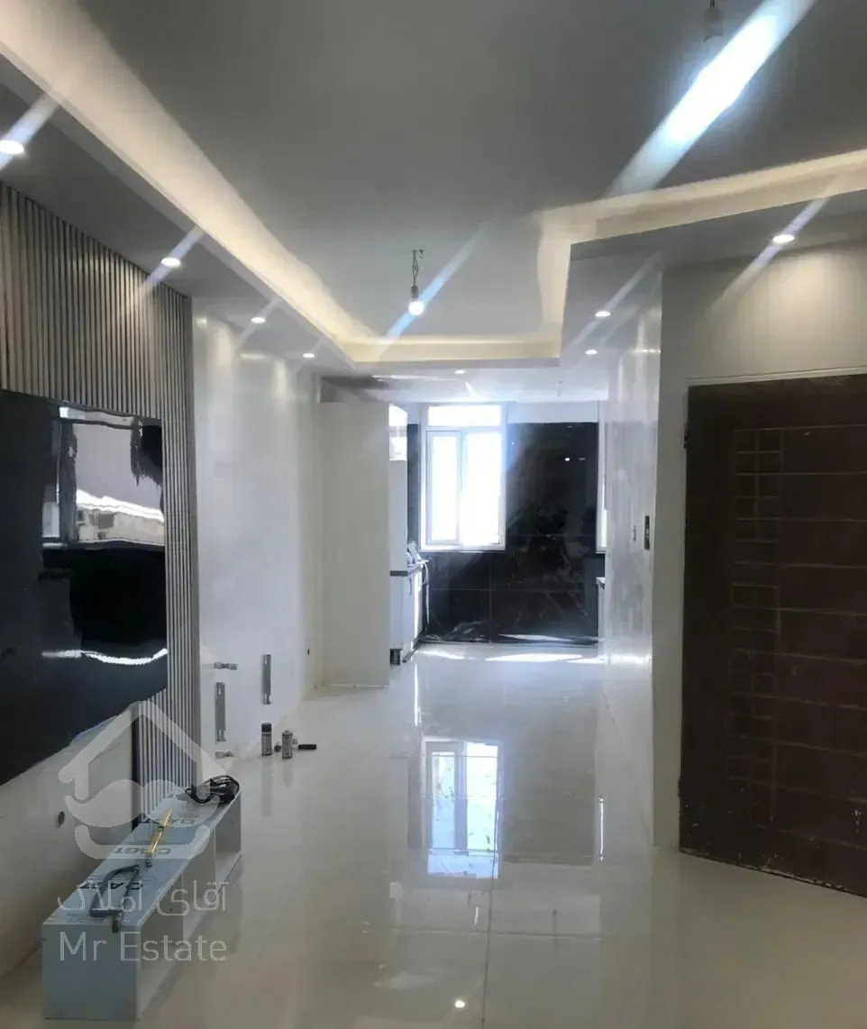 ۶۰ متر بازسازی شده /تک واحدی/ طبقه‌ی دوم/میدان ۷۷