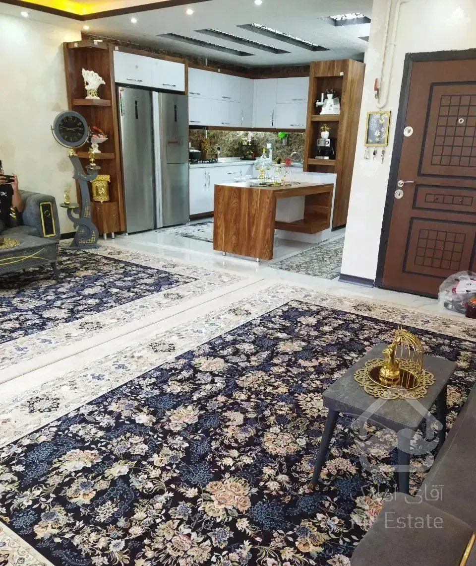 فروش یه طبقه آپارتمان 120متری