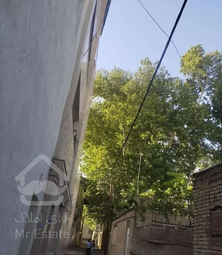 فروش یک طبقه تک واحد آپارتمانی