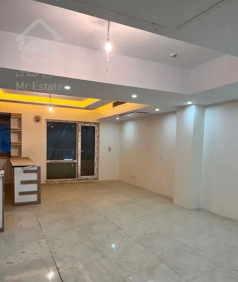 آپارتمان ۱۳۶متر/سه خواب/کلیدنخورده/دریاچه/آبشار