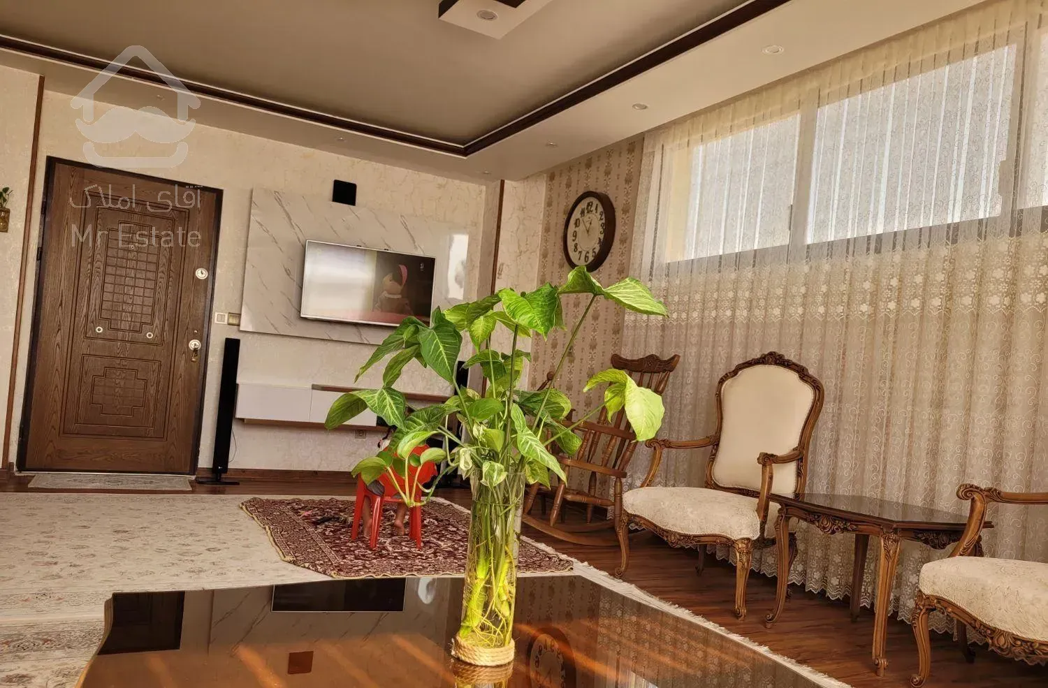 اپارتمان بزرگمهر مفتح غربی تک واحدی