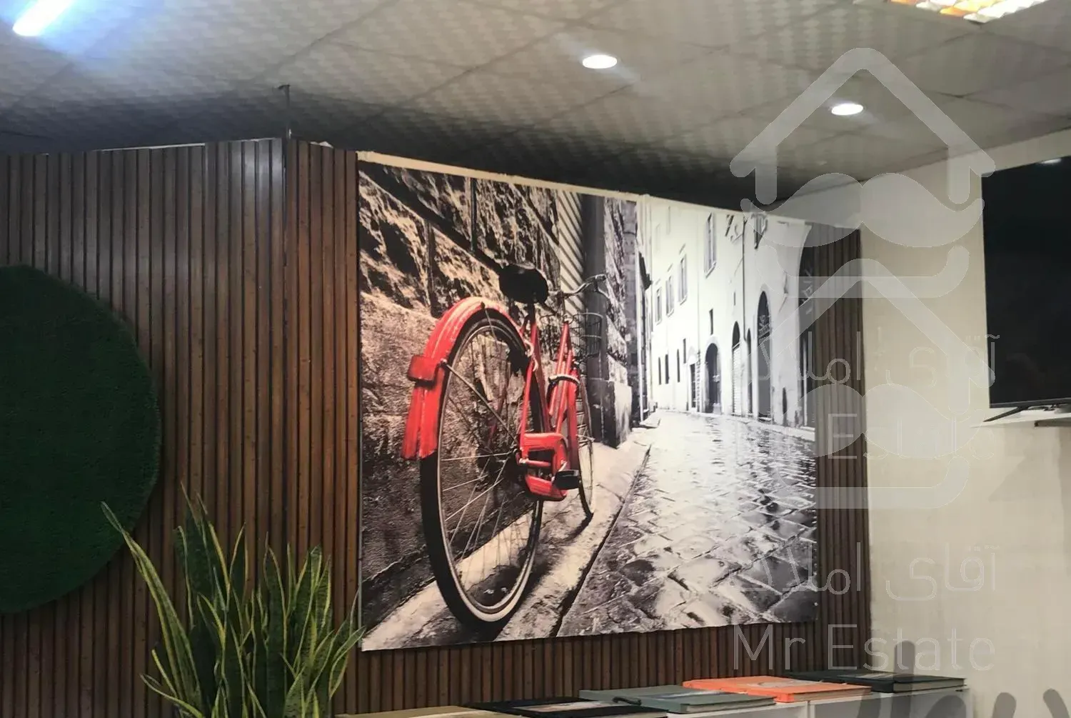 پخش عمده و خرده کاغذدیواری وپارکت از انبار کرمان