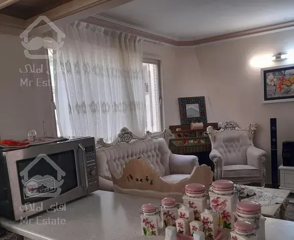 نزدیک درختی 105متری