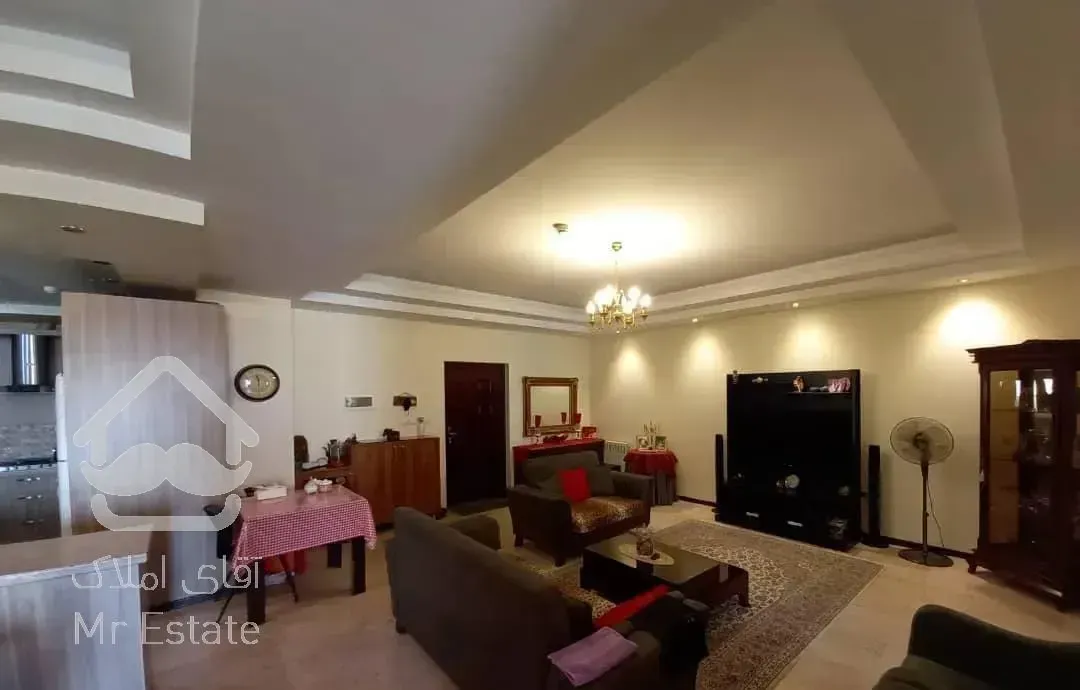 بیمه اکباتان، ۱۱۰ متر، ۳ خواب، فول ،سالن پرده خور