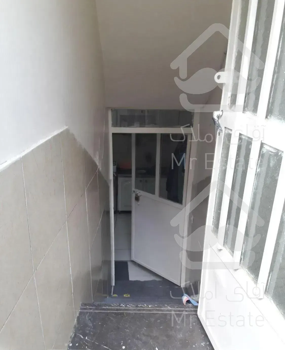 زیرزمین تمیز 35متری