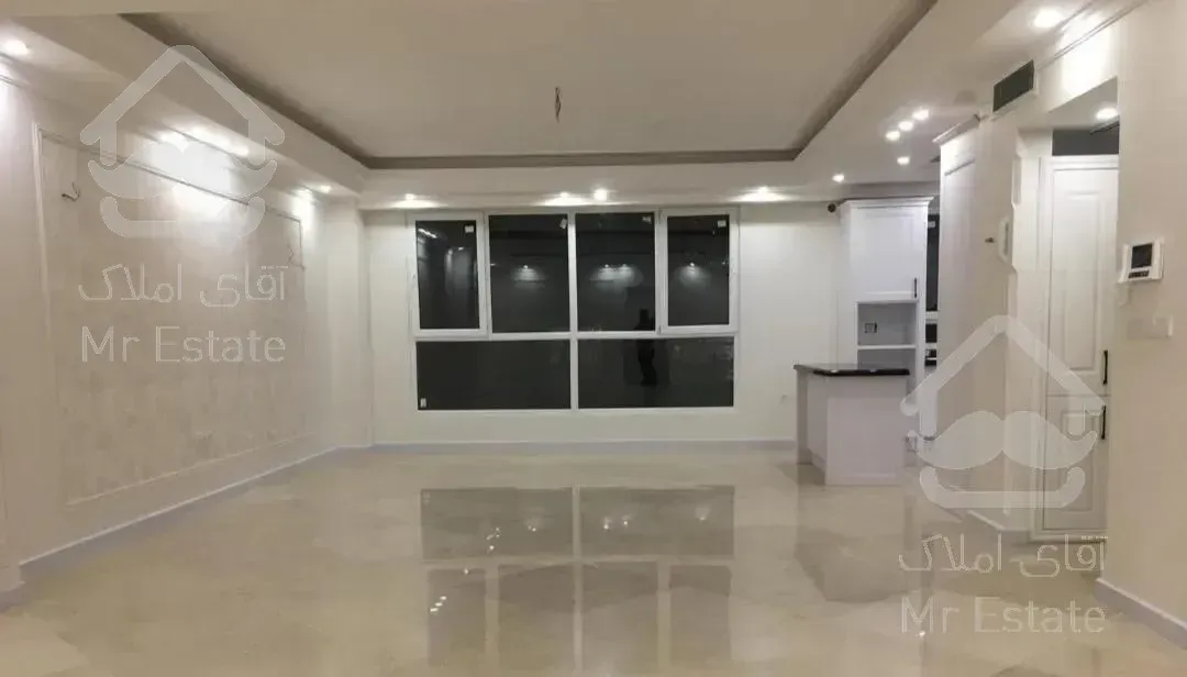 ۱۴۳ متر نوساز  /  ۲ پارکینگ سندی