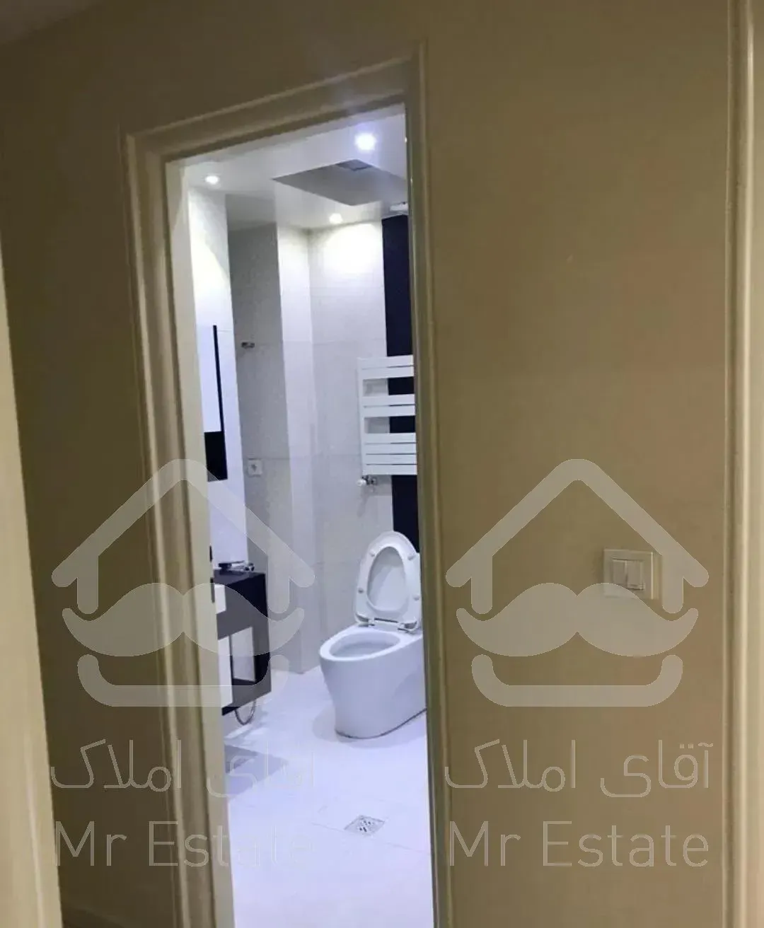 ۱۵۰متری، ۳خوابه، خوش نقشه