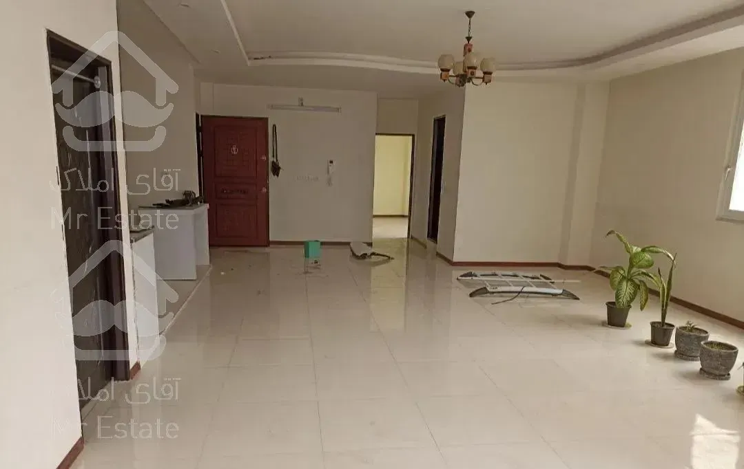 آپارتمان 135متری سه خواب/خوش نقشه*خیام40*