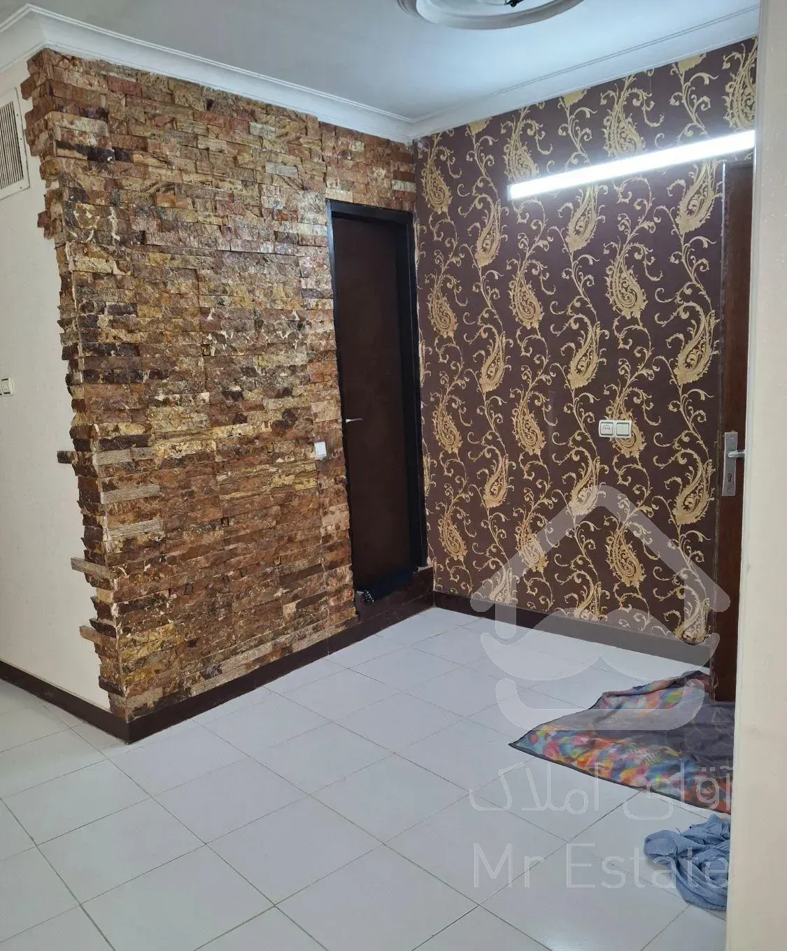 رهن آپارتمان ۷۰ متری ۱ خوابه طبقه ۲ در منظریه