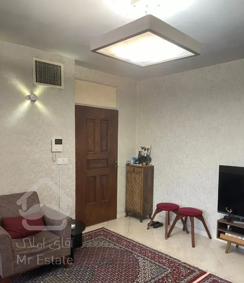 آپارتمان ۵۲ متری در صفای غربی