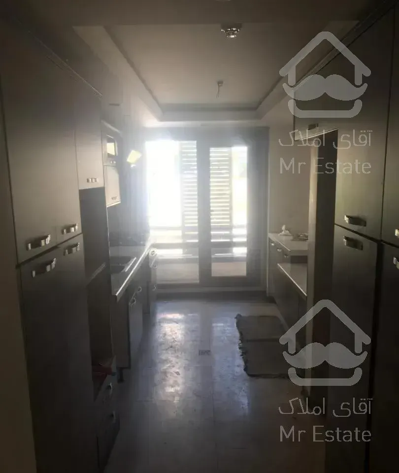 آپارتمان ۱۴۵ متری ۳ خواب فول امکانات سعادت آباد