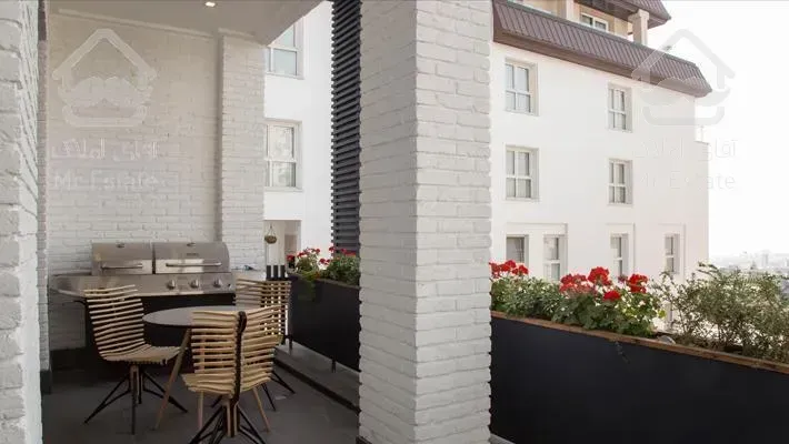 خرید آپارتمان 200 متر در آجودانیه