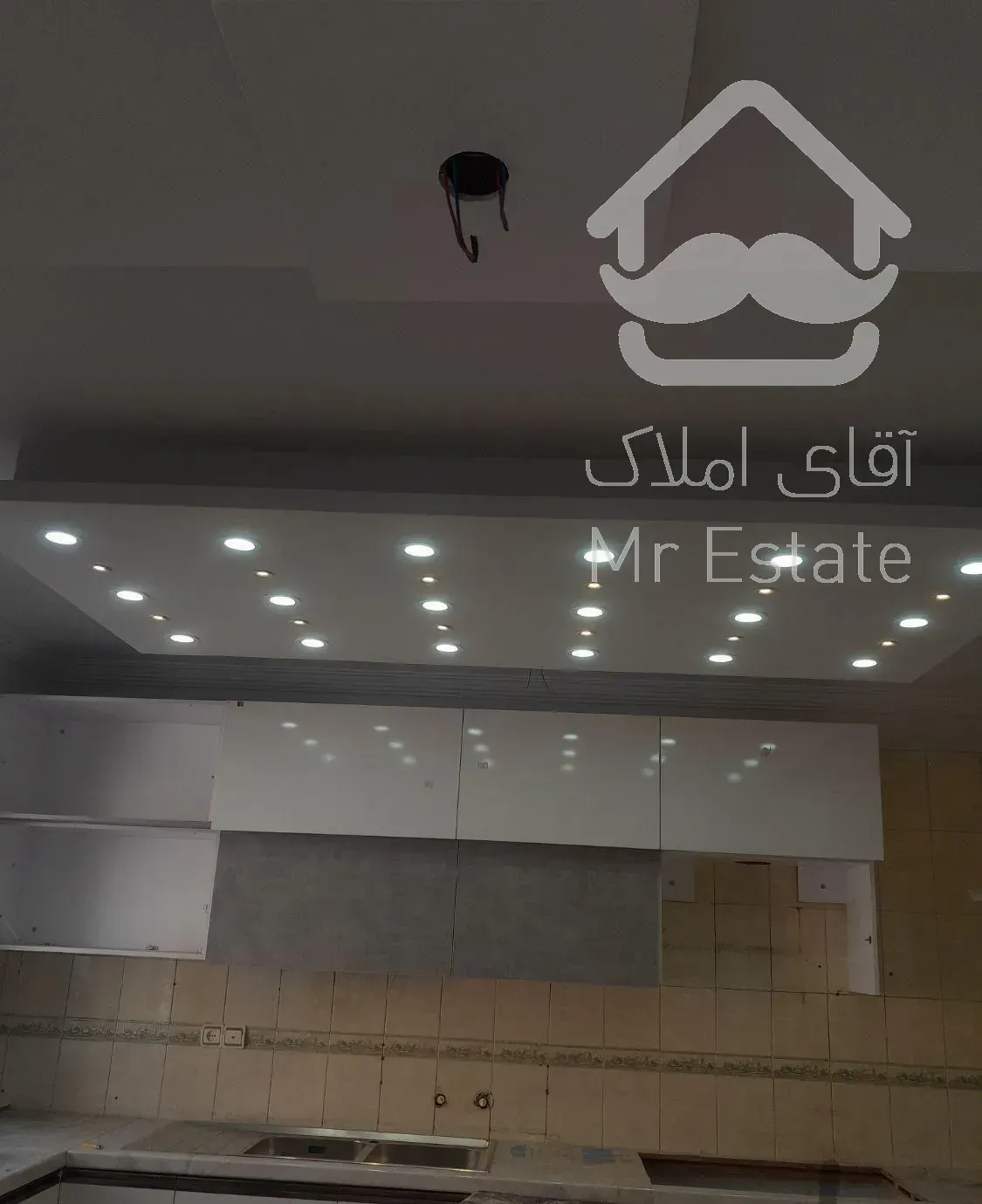 برق کشی. برق کاری. سیم کشی. برقکار. برق کش