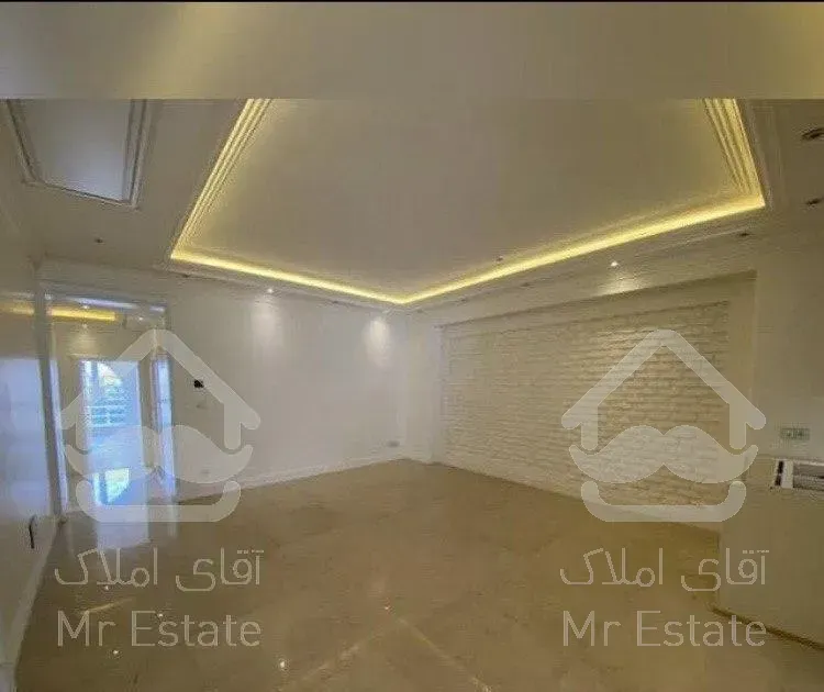 250 متر خیابان سپند/ تکواحدی