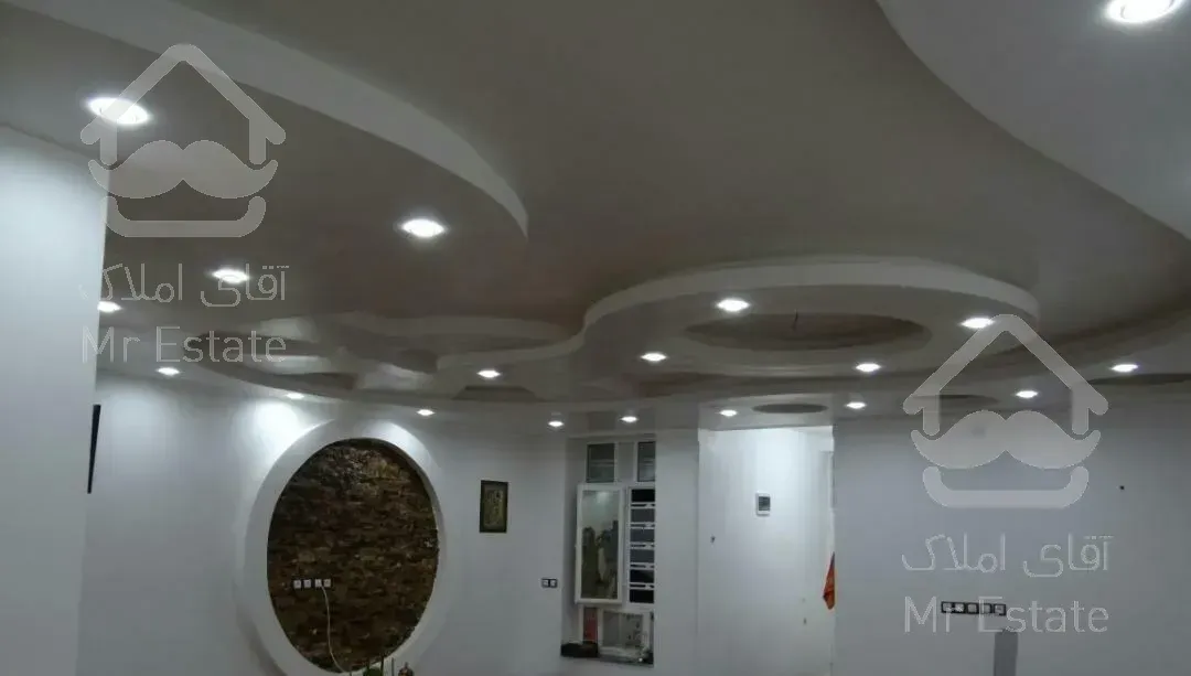 گچ‌کاری و لکه گیری گچکاری