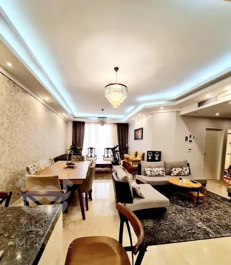 * گیشا ۲ خواب / نزدیک پارک گفتگو *