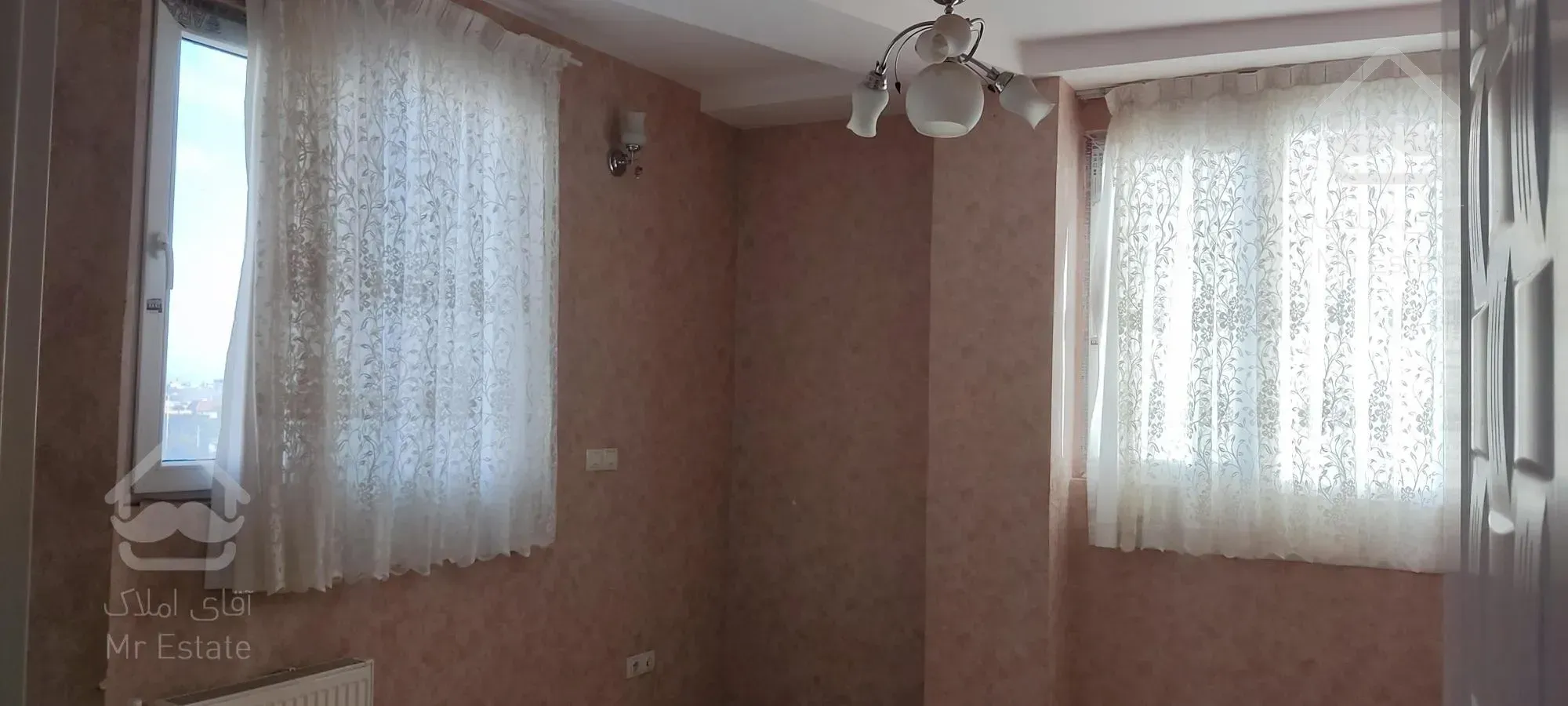 آپارتمان 120 متری سه خوابه سرداران