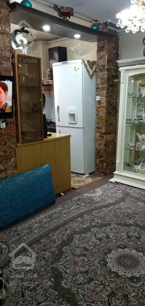 آپارتمان ۳۷متری ۱ خواب مستر  وام دار  قابل رهن  حیاط دار سال ۸۰   قصر الدشت