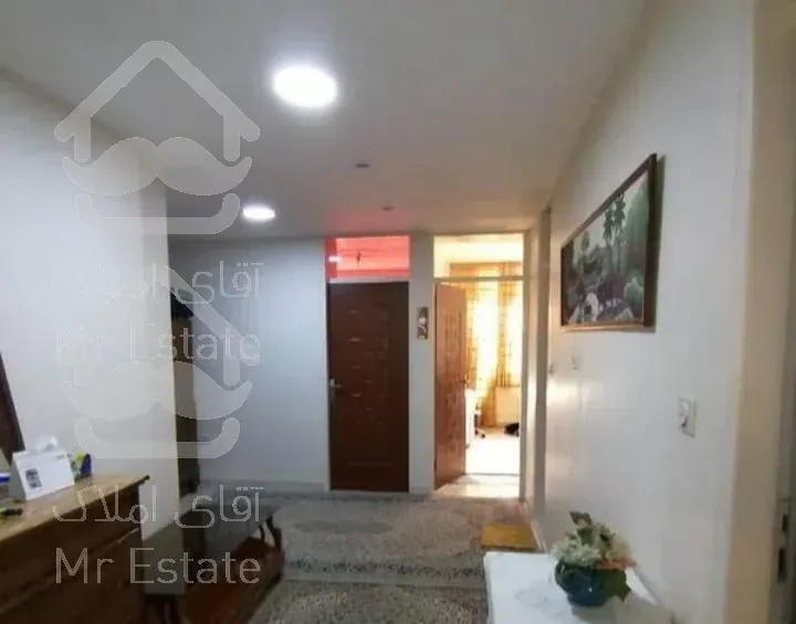 فروش آپارتمان ۱۱۱ متر ۲ خواب صادقیه