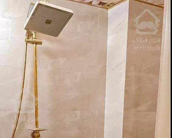 100متر نوساز باانباری بزرگ متروصادقیه