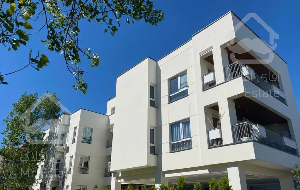 ٨٠متر ٢ خواب نوساز ، در شهرک ساحلى