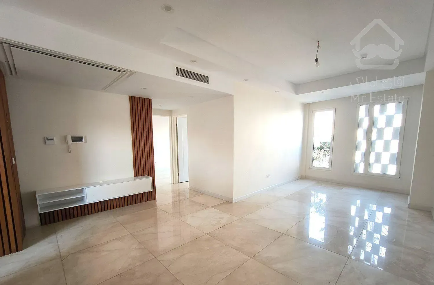 آپارتمان ۸۳ متر * غرق نور * کلیدنخورده ' سیدخندان